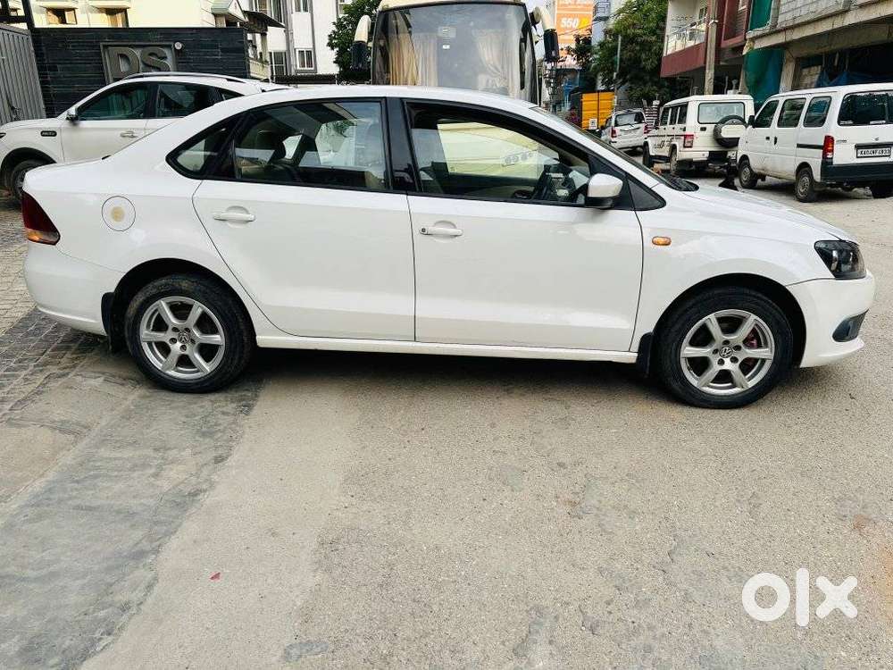 Volkswagen Vento Magnific 1.6 Highline, 2014, Diesel
