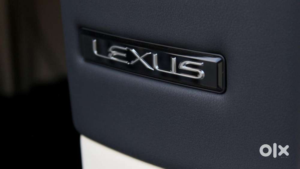 Lexus Lm 350h 4 Str Ultra Luxury, 2024, Petrol