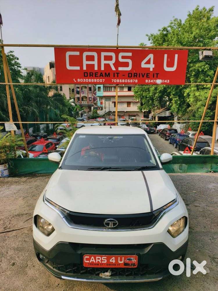 Tata Punch Accomplished, 2023, Petrol