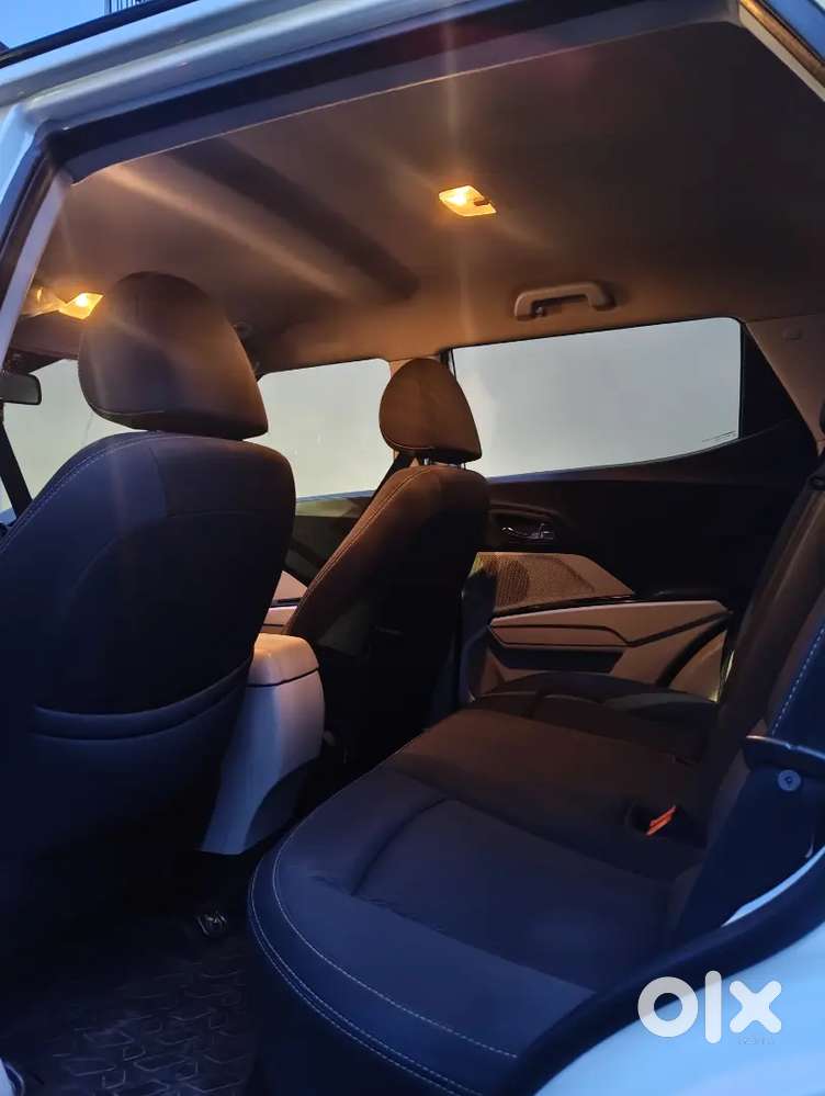 Mahindra Xuv300 W8 Pm Bs6 Mt