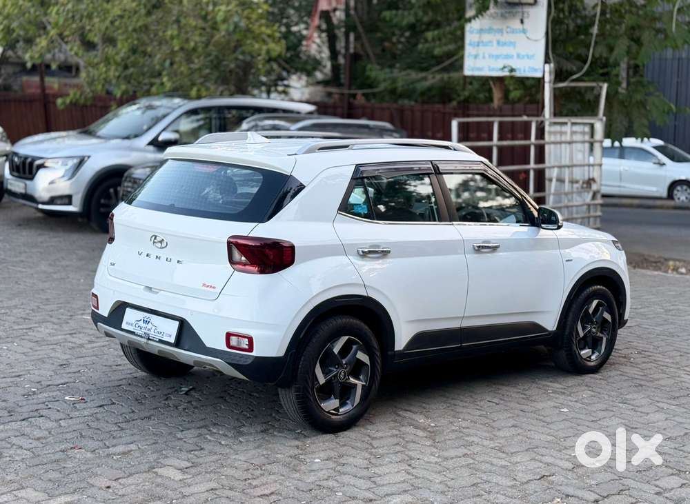 Hyundai Venue S Turbo, 2022, Petrol