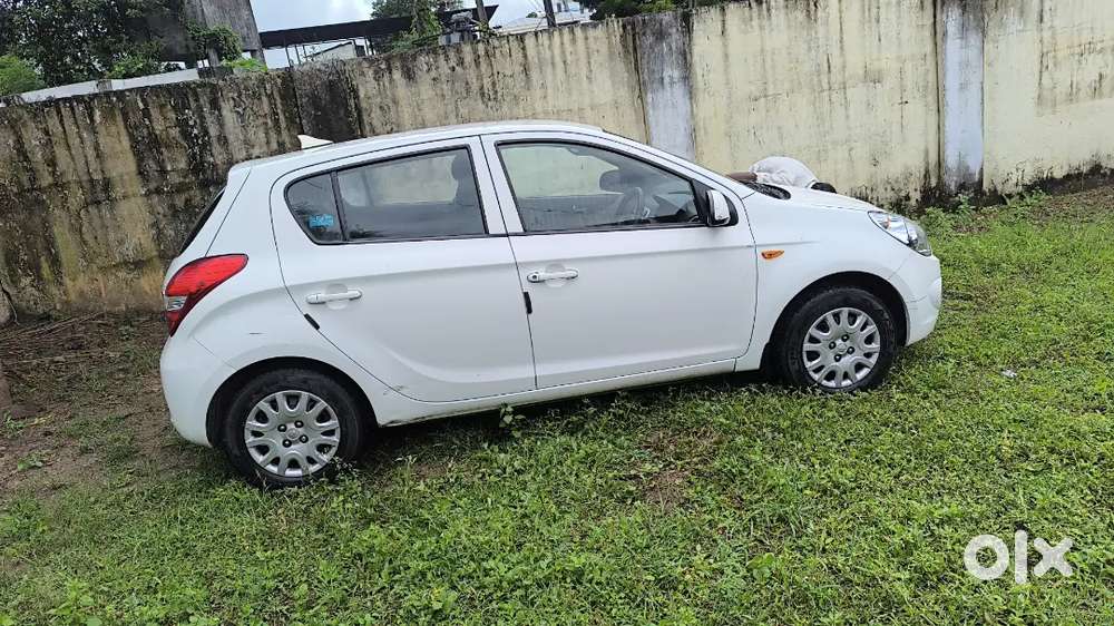 Hyundai I20 2012 Cng & Hybrids Well Maintained