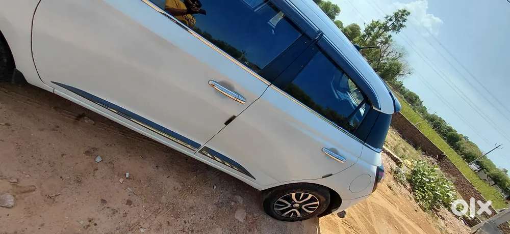 Maruti Suzuki Swift 2025 Petrol 45000 Km Driven