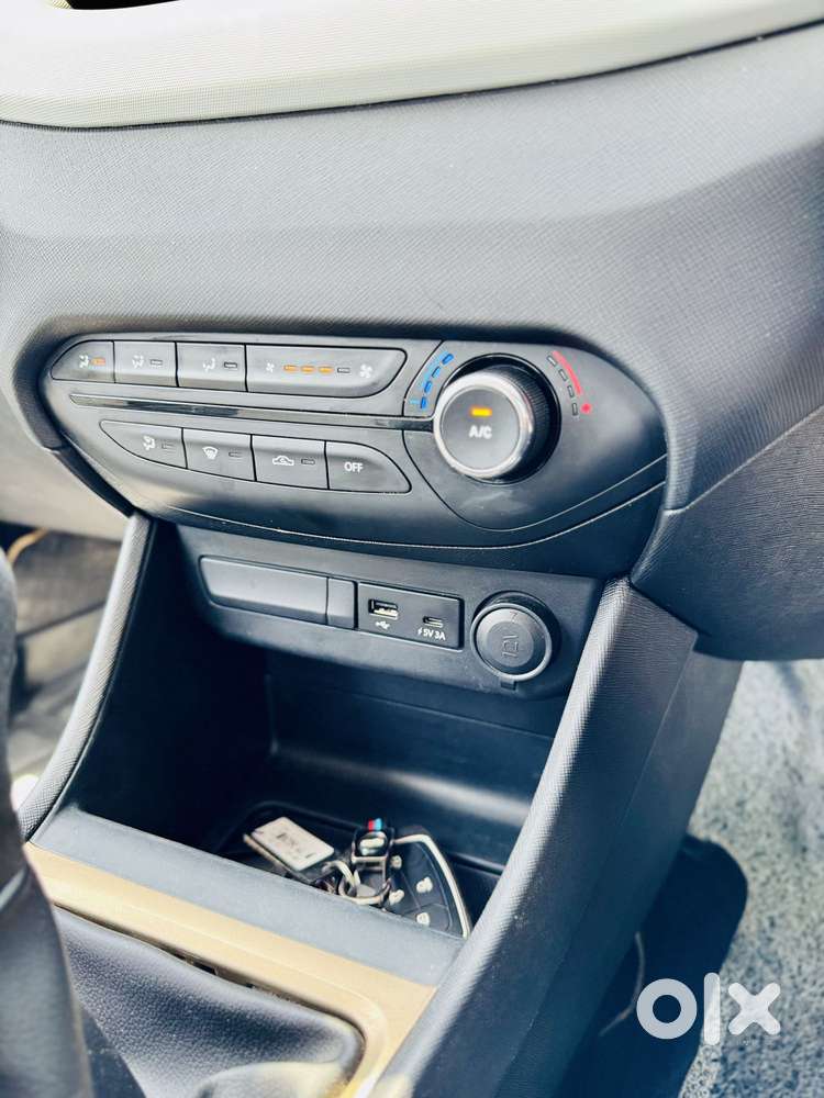 Tata Punch Accomplished, 2024, Petrol