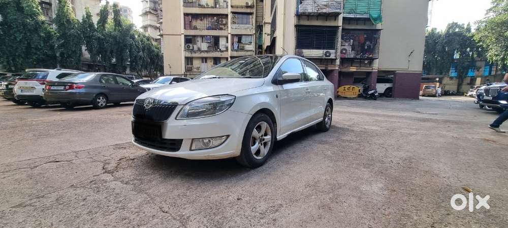 Skoda Rapid 1.6 Petrol 2016
