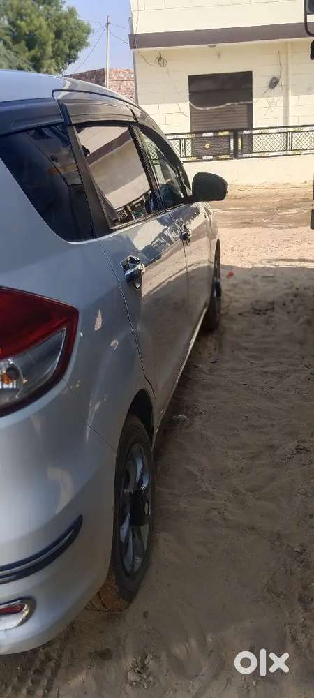 Maruti Suzuki Ertiga 2014