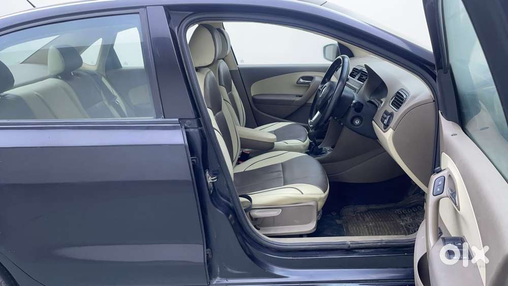 Skoda Rapid 1.6 Mpi Ambition, 2015, Petrol