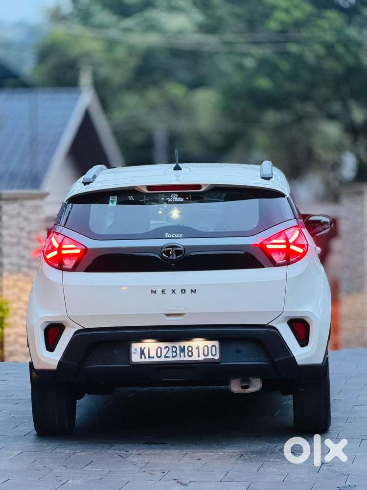 Tata Nexon 1.2 Revotron Xma Amt, 2020, Petrol
