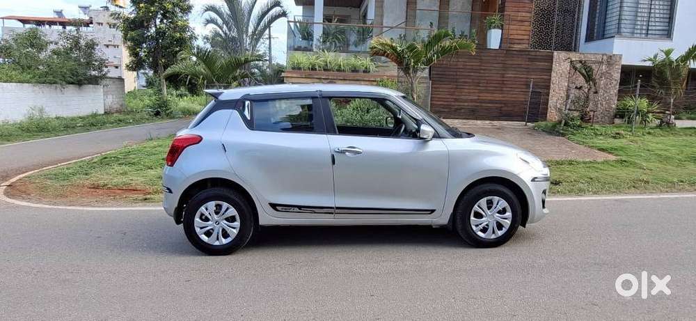 Maruti Suzuki Swift Vxi + Manual, 2020, Petrol
