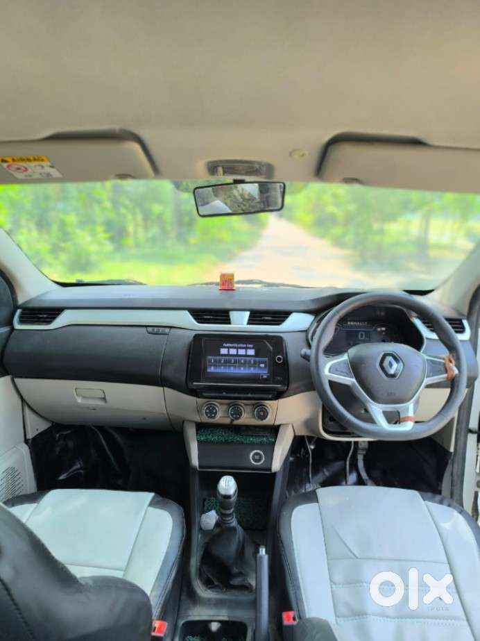 Renault Triber Rxz, 2020, Petrol