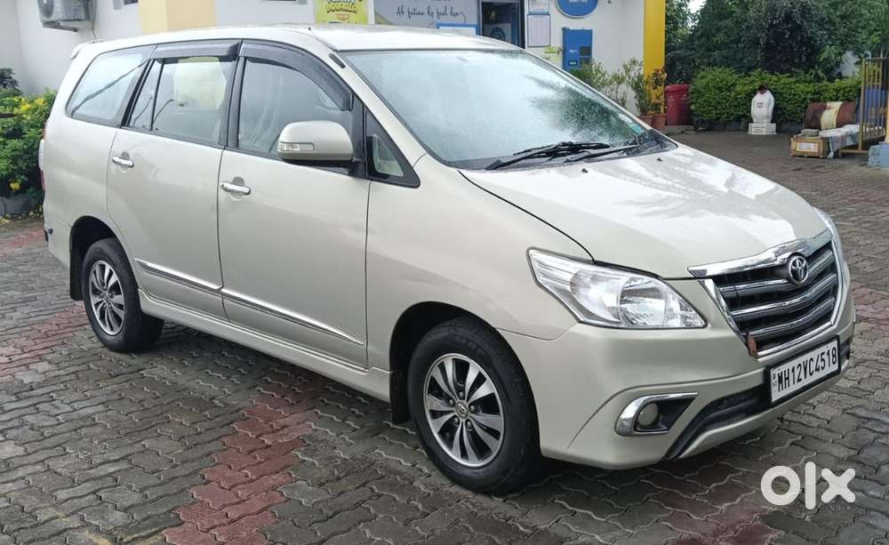 Toyota Innova 2.5 V 2016