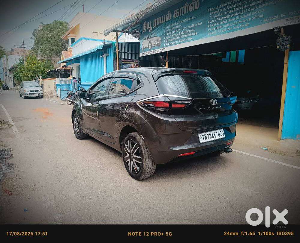 Tata Altroz 1.2 Xm Plus, 2023, Petrol
