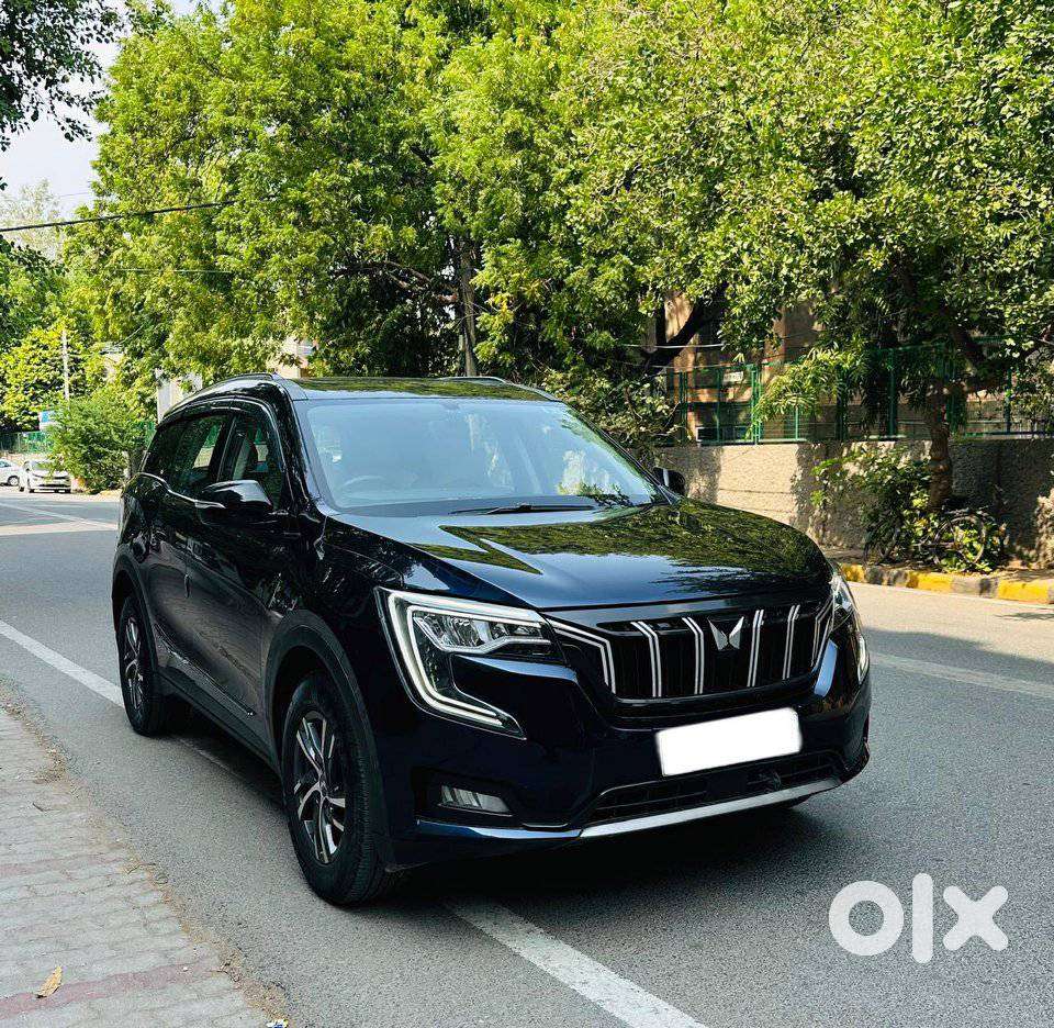 Mahindra Xuv700 2.0 Ax 5 Petrol At Str, 2022, Petrol