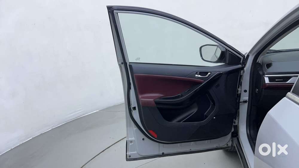 Tata Curvv S 1.2 Revotron Petrol 6mt, 2024, Petrol