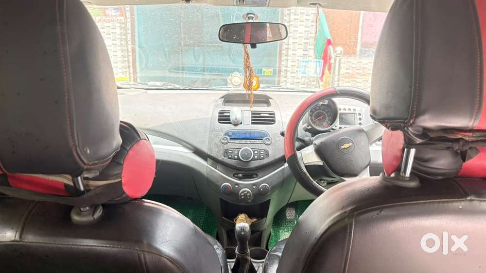 Chevrolet Beat Petrol 2014