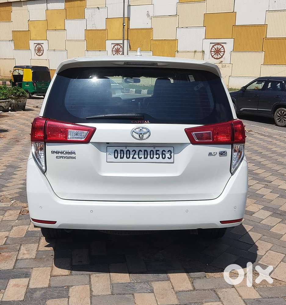 Toyota Innova Crysta, 2022, Petrol