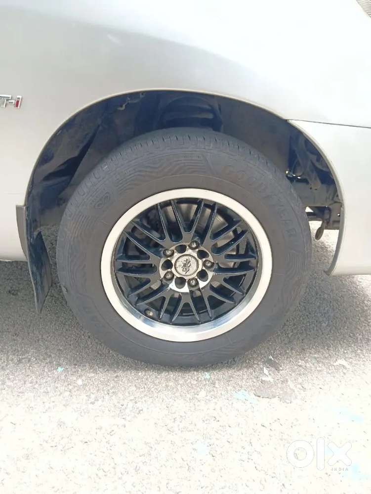 Toyota Innova 2005 Petrol Well Maintained