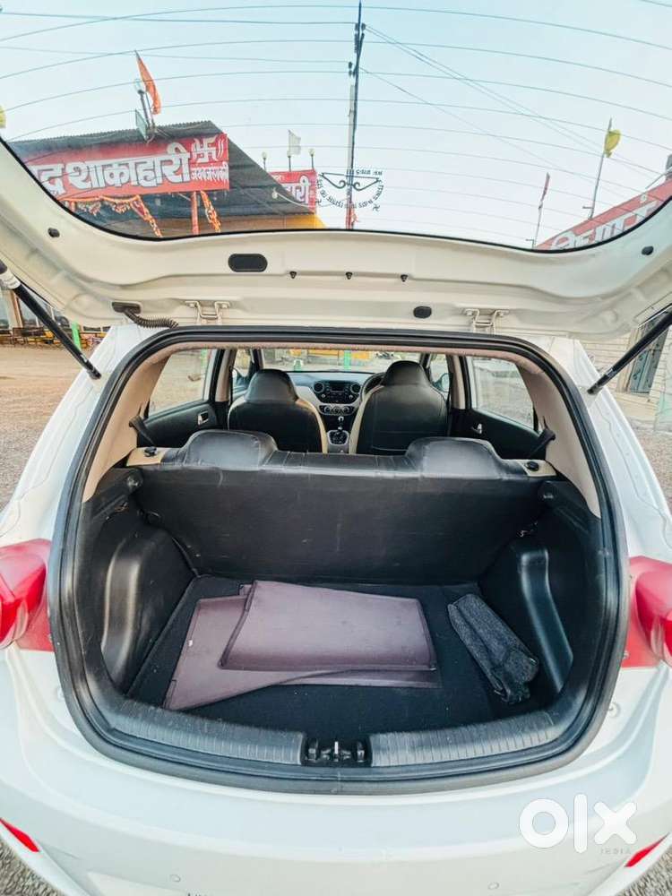 Hyundai Grand I10 2015 Diesel Well Maintained