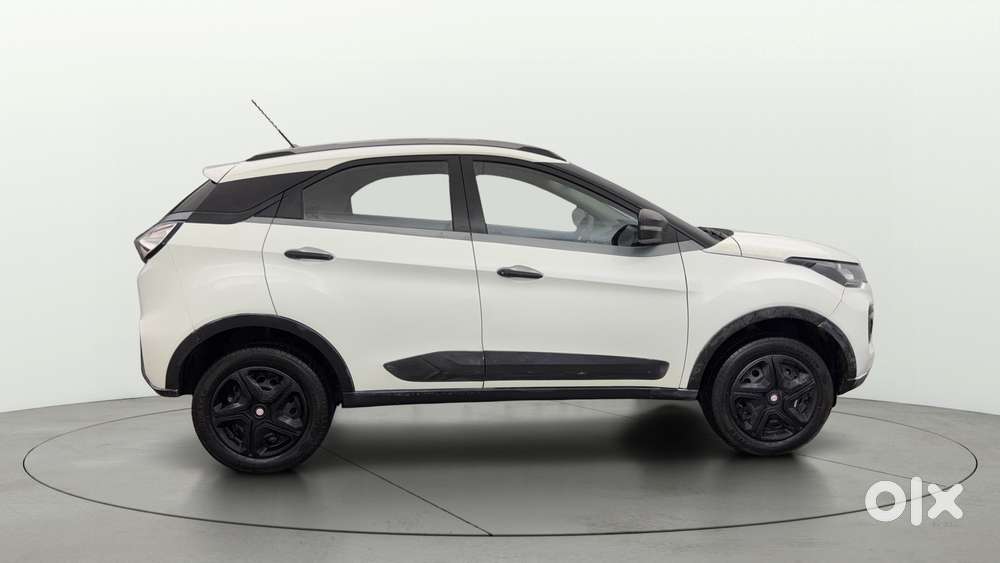 Tata Nexon 1.2 Revotron Xm (s), 2021, Petrol