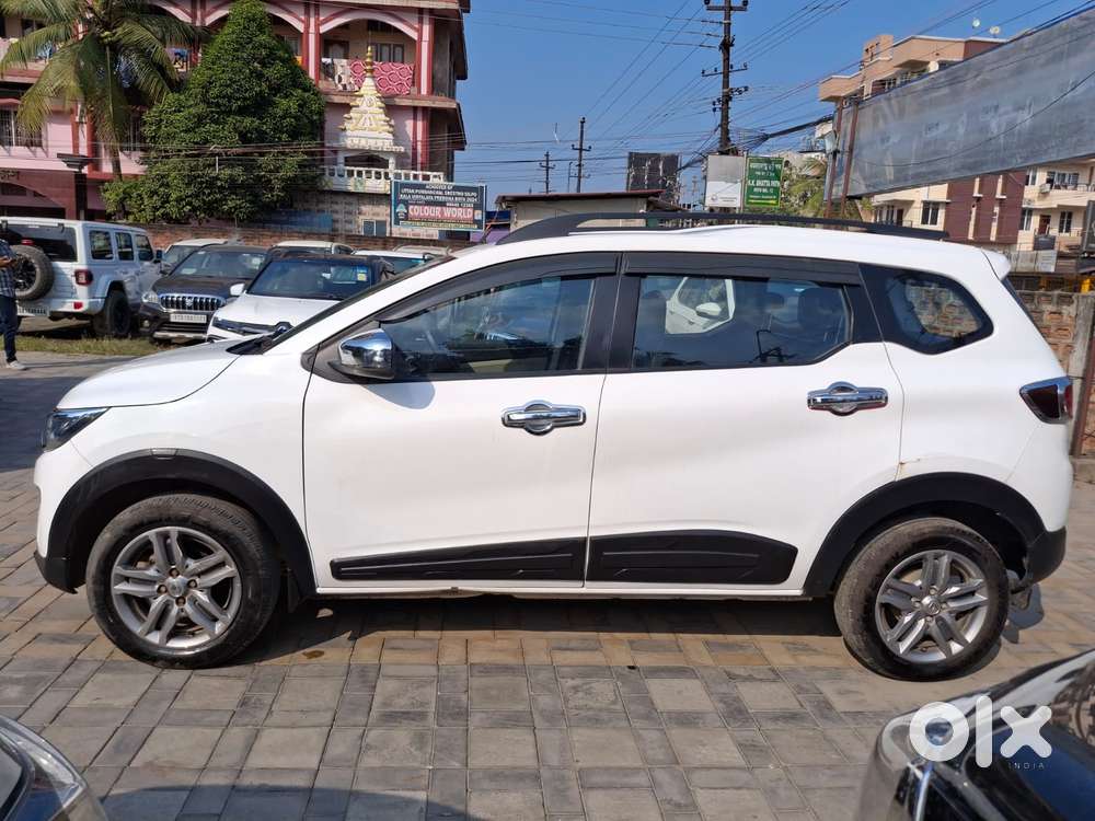 Renault Triber Rxl, 2023, Petrol