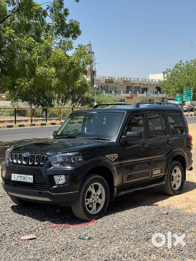 Mahindra Scorpio 2018 Diesel Well Maintained