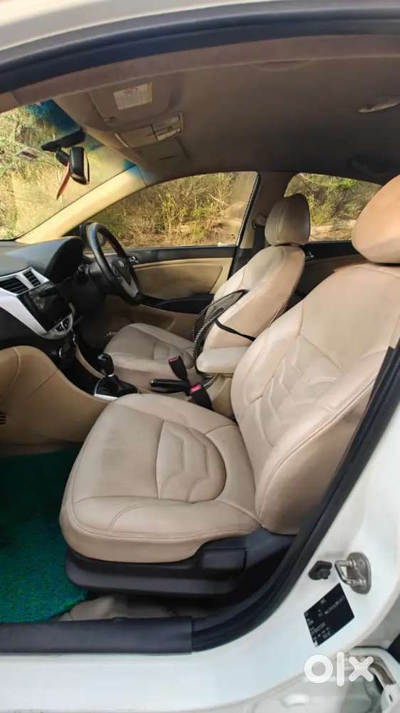Hyundai Fluidic Verna Sx 1.6 2013
