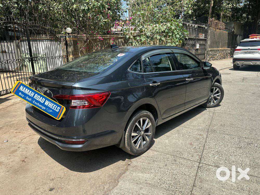 Skoda Slavia Style 1.0l Tsi At, 2025, Petrol