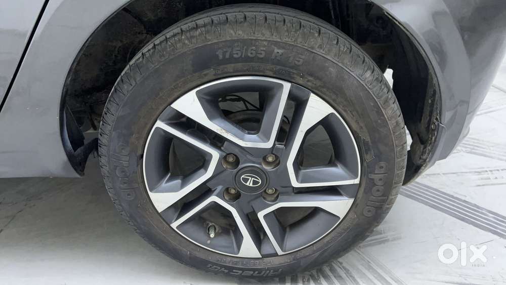 Tata Tiago Xza Plus Dual Tone, 2021, Petrol