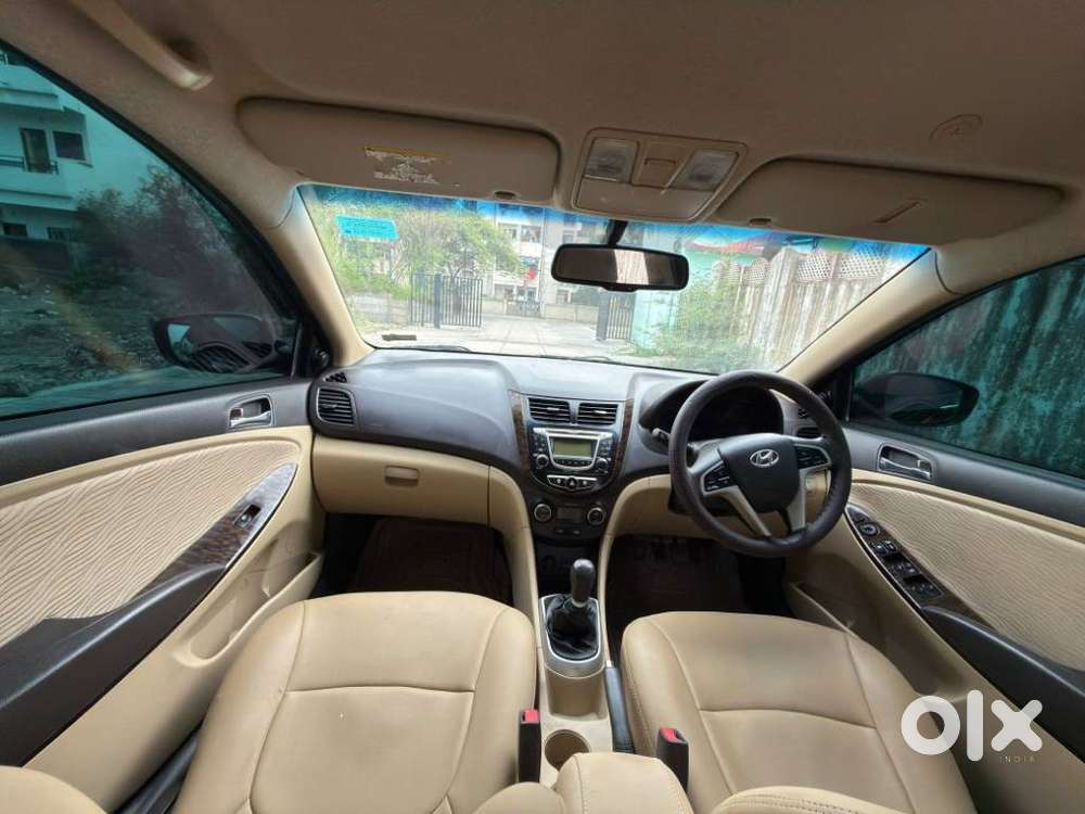 Hyundai Verna Fluidic 1.6 Vtvt Sx, 2013, Petrol
