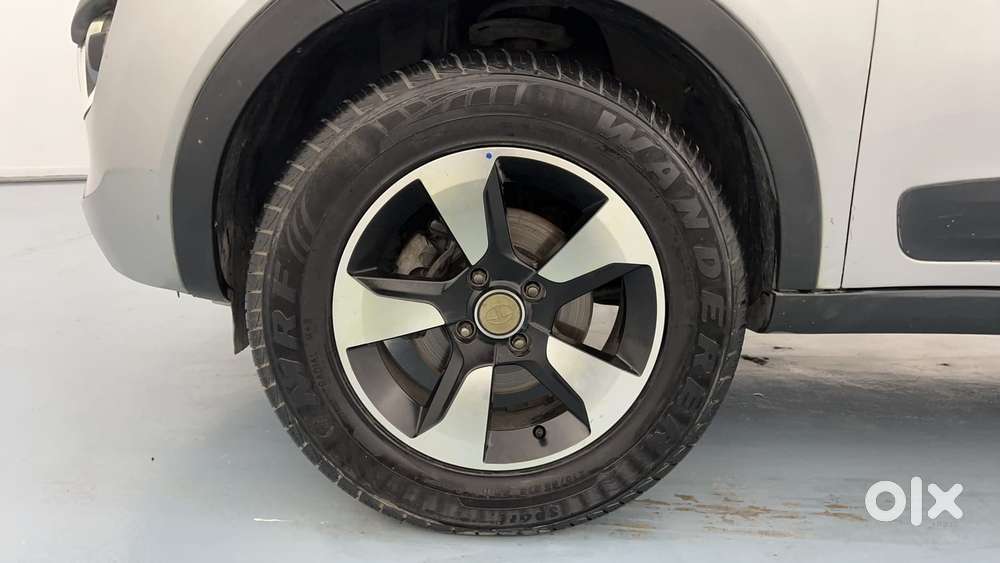 Tata Nexon 1.2 Revotron Xz Plus, 2018, Petrol