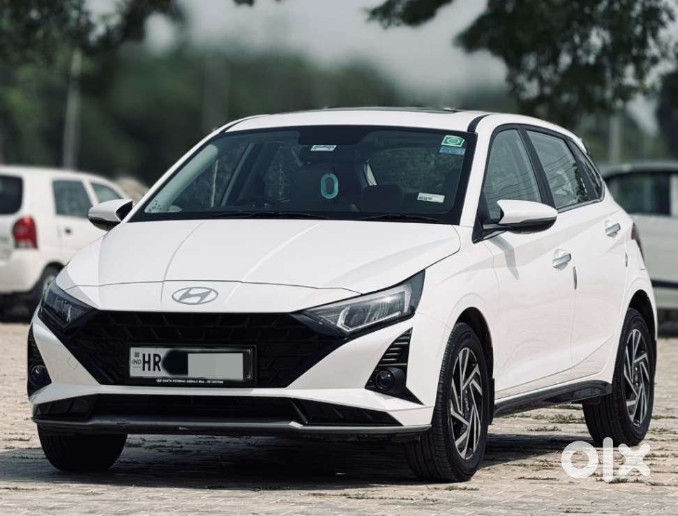 Hyundai I20 Asta (o) 1.2 Mt Dual Tone, 2025, Petrol