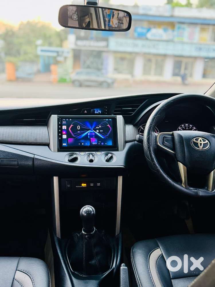 Toyota Innova Crysta 2.4 G Mt 7 Str, 2016, Diesel