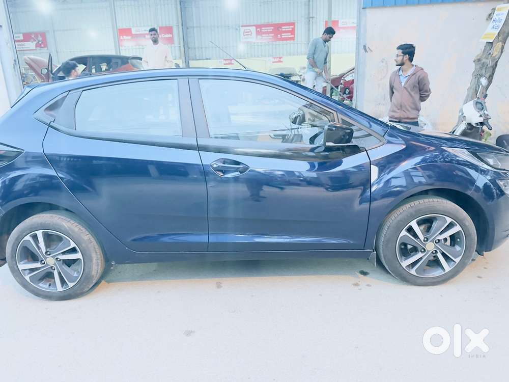 Tata Altroz Petrol 2022