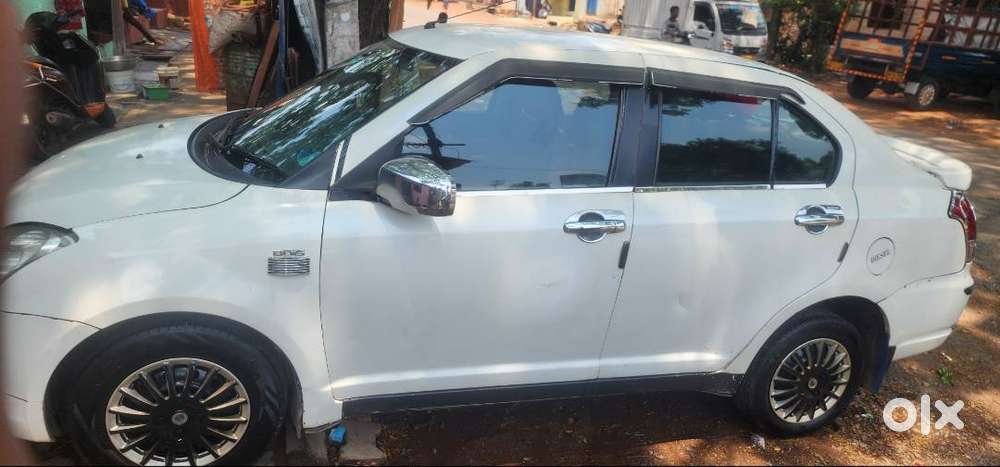 Maruti Suzuki Siwft Desire  Ldi 2010