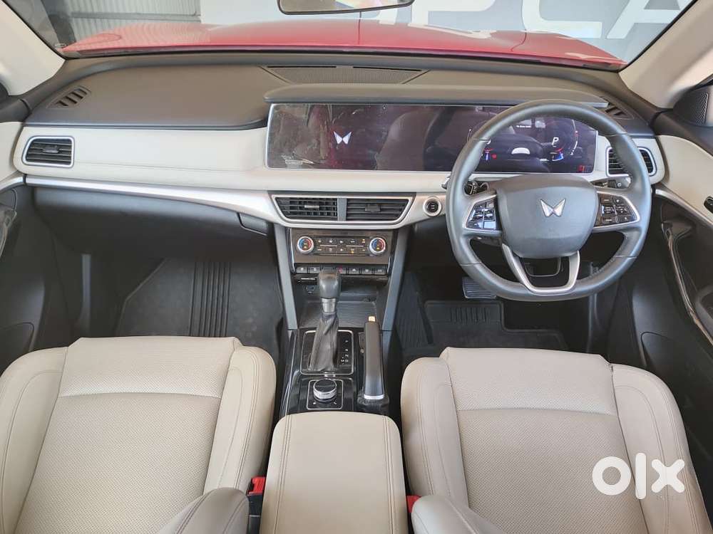 Mahindra Xuv700, 2022, Diesel