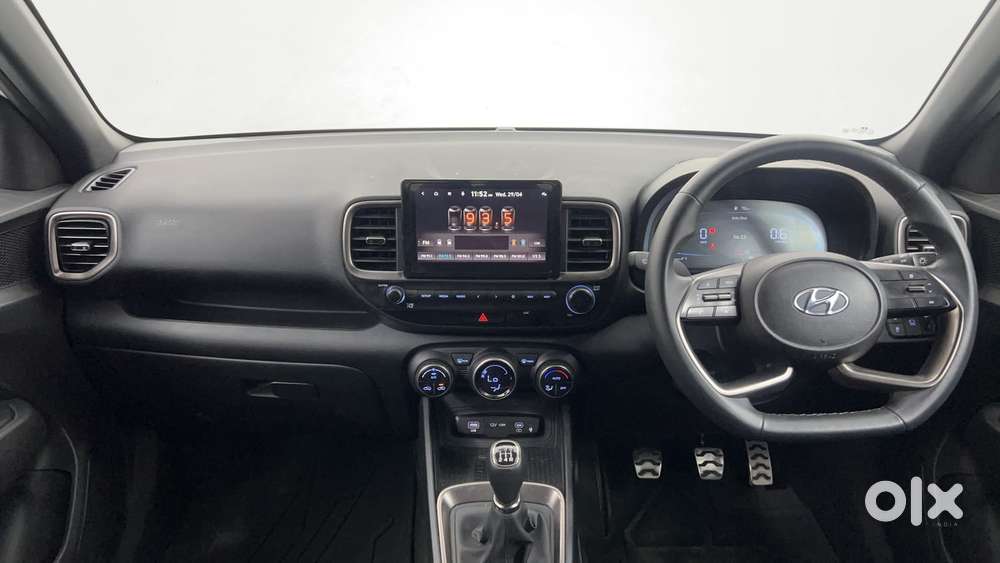 Hyundai Venue Sx Knight Edition  Mt, 2024, Petrol
