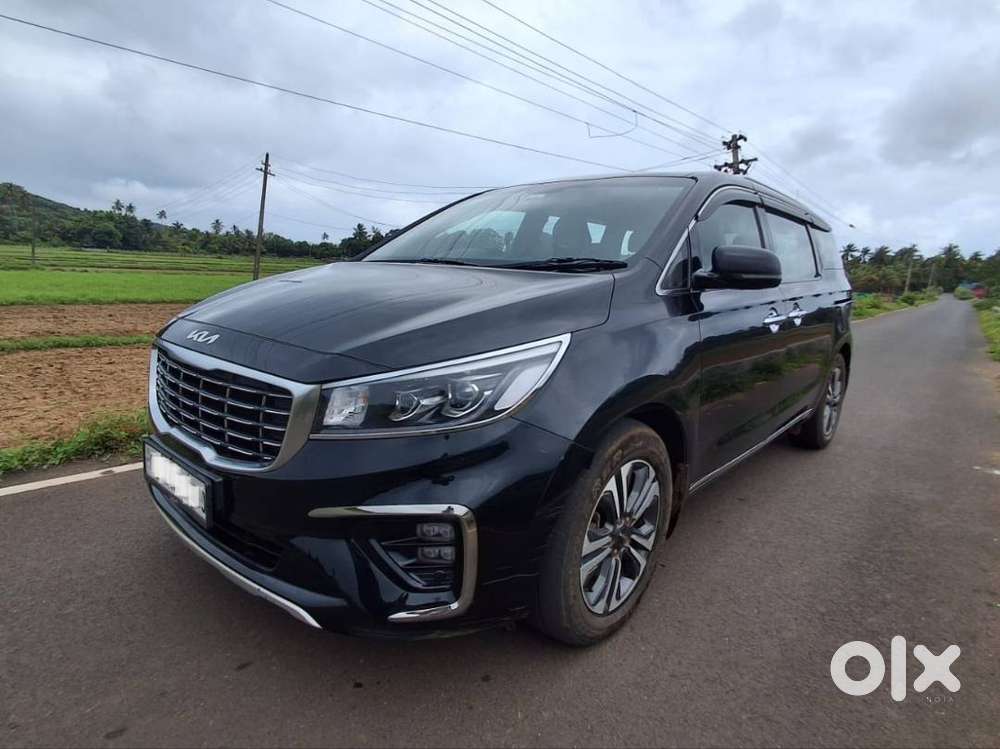 Kia Carnival Limousine Plus 7-seater Diesel  Single Owner