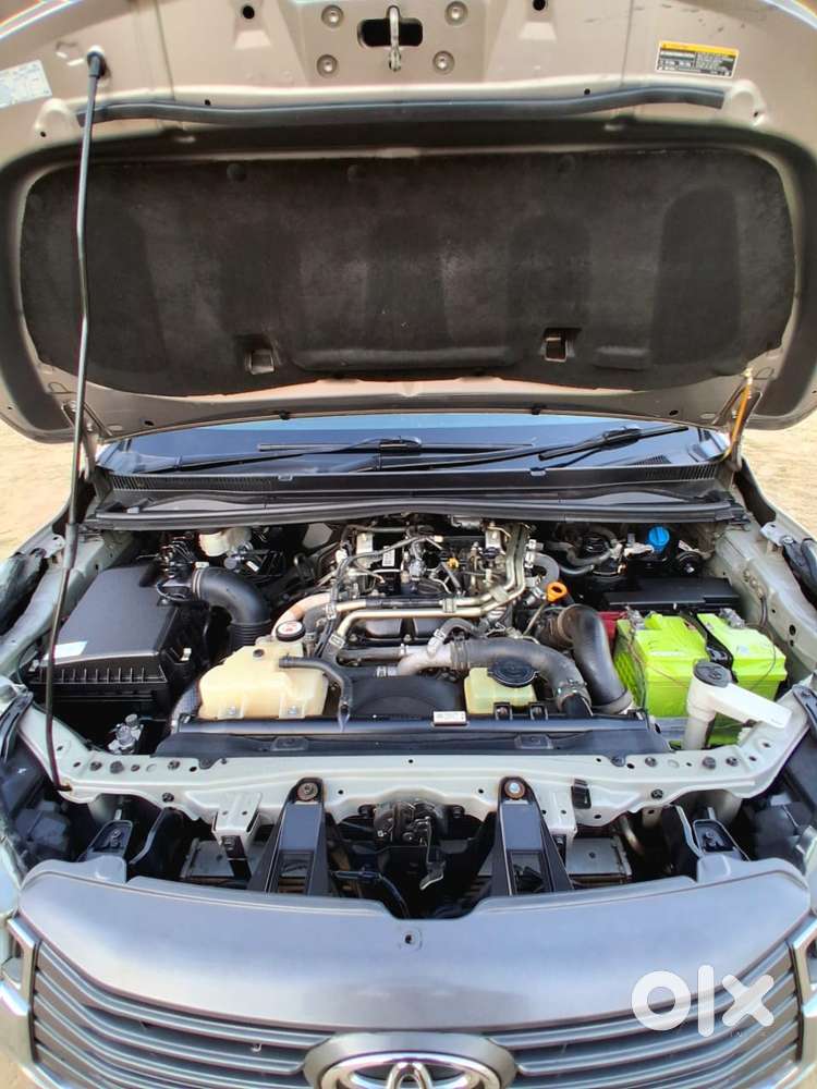 Toyota Innova Crysta [2020-ongoing] 2.4 Gx At 8 Str, 2021, Diesel