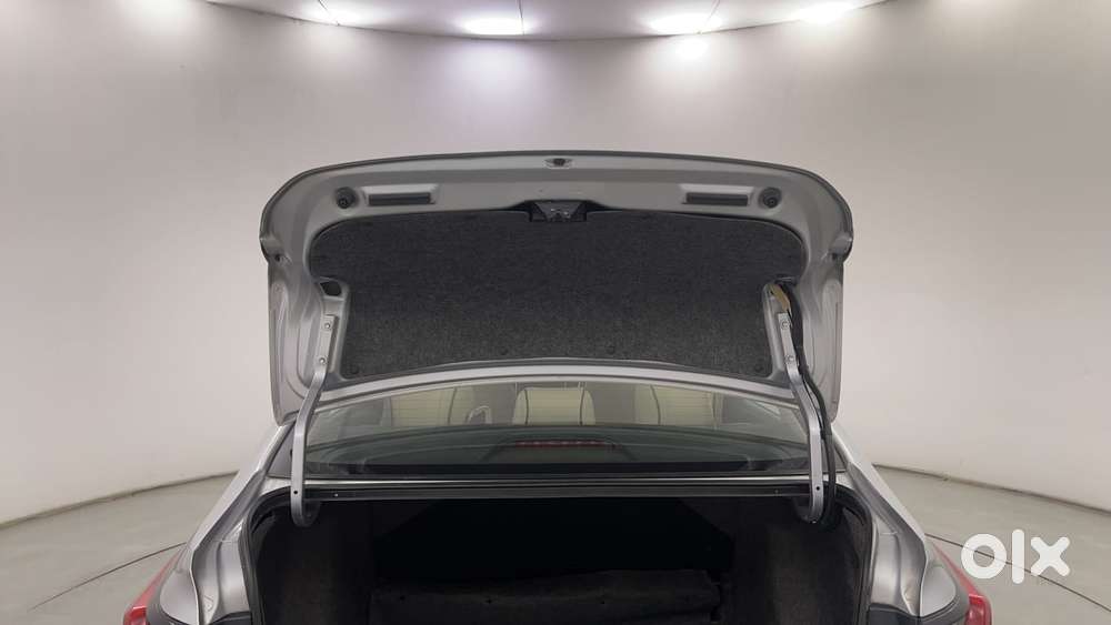 Honda City I-vtec V, 2022, Petrol