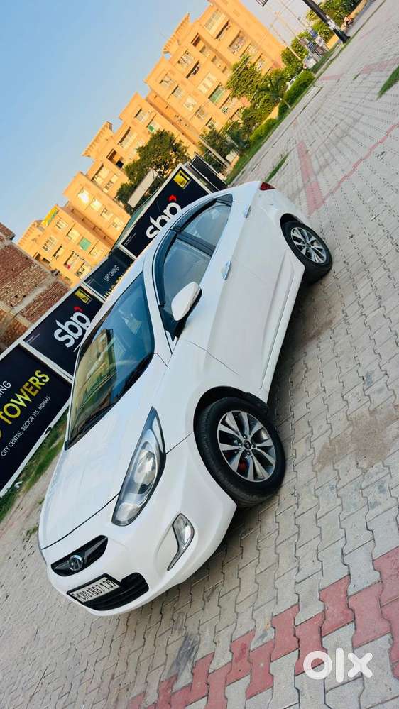 Hyundai Verna Fluidic 1.6 Crdi Sx, 2015, Diesel