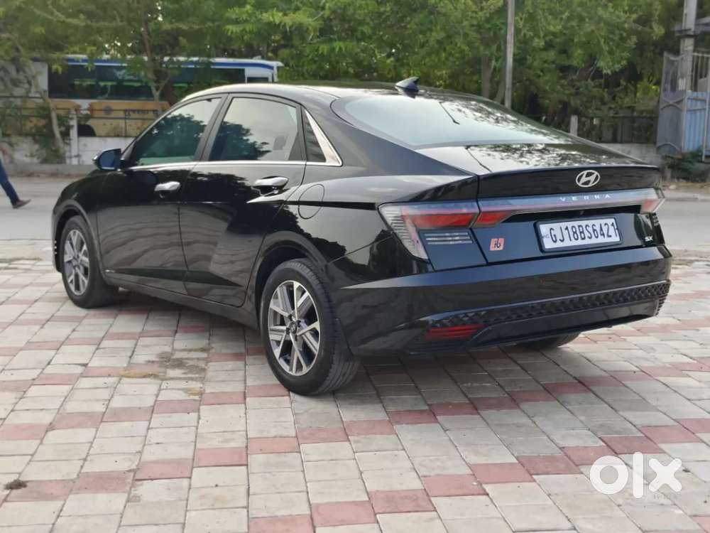 Hyundai Verna 1.5 Sx (o) Vtvt, 2023, Petrol