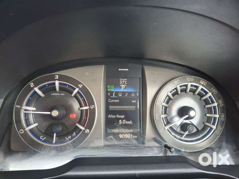 Toyota Innova Crysta 2.8z Automatic, 2018, Diesel