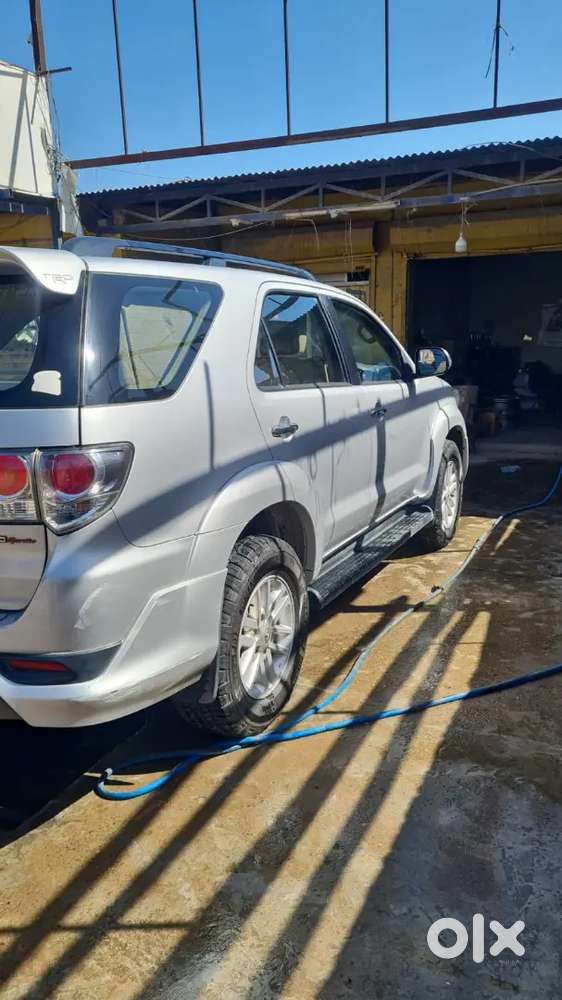 Toyota Fortuner 2013 Model 4×2