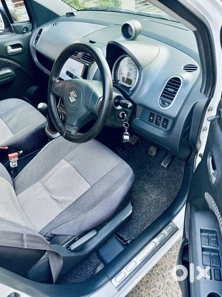Maruti Suzuki Ritz Vxi, 2013, Petrol
