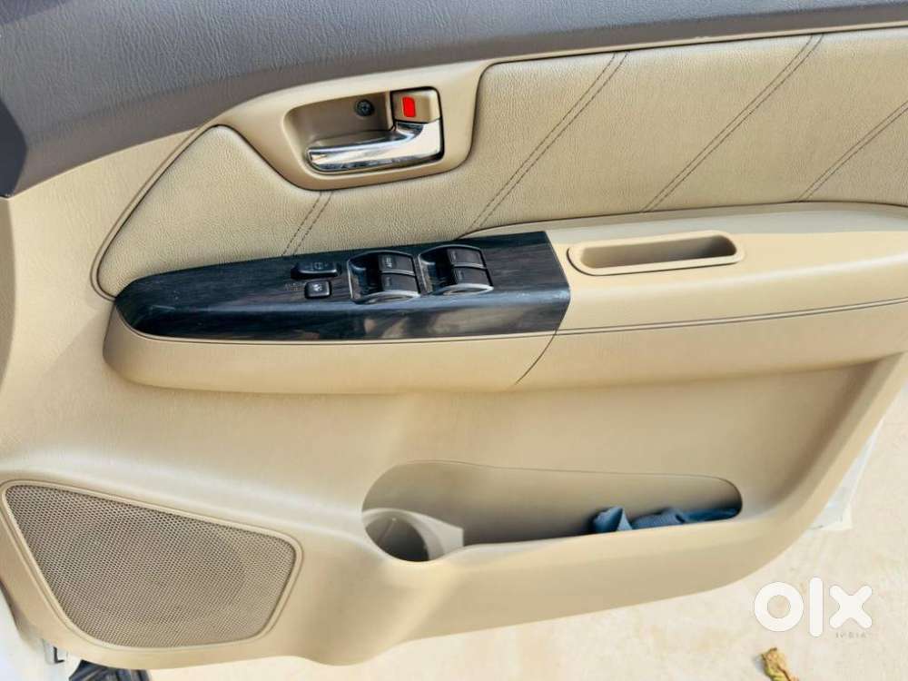 Toyota Fortuner 3.0 4x4 Manual, 2013, Diesel