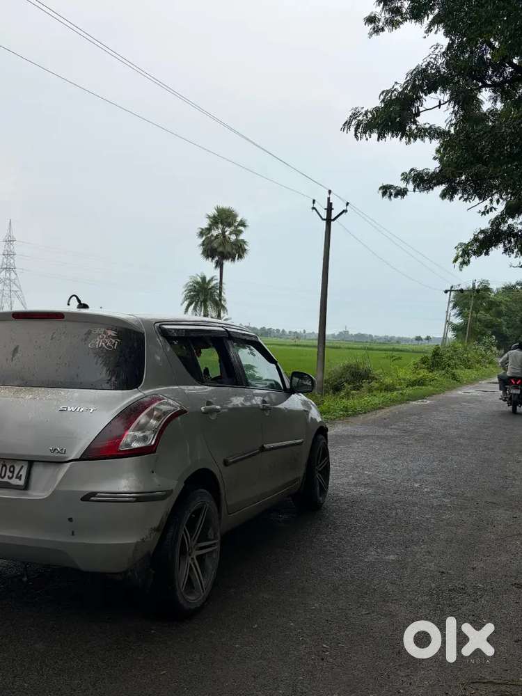 Maruti Suzuki Swift Vxi 2016