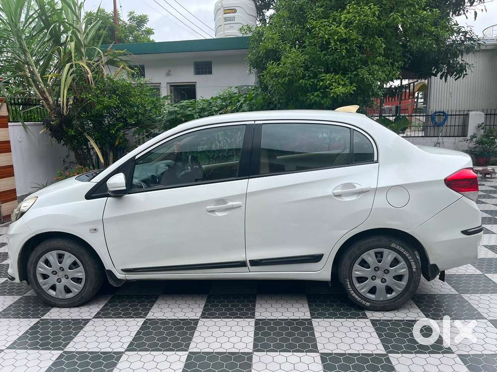 Honda Amaze Petrol 2015