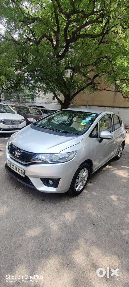 Honda Jazz V Mt Privilege, 2015, Petrol