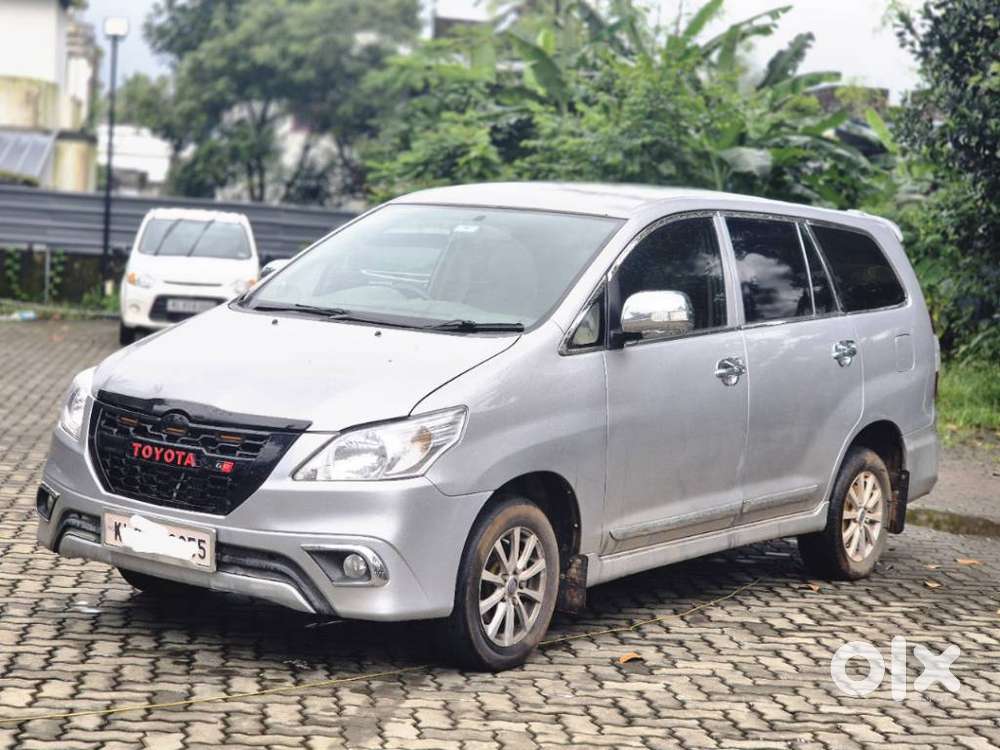 Toyota Innova 2.5 G (diesel) 7 Seater Bs Iv, 2006, Diesel