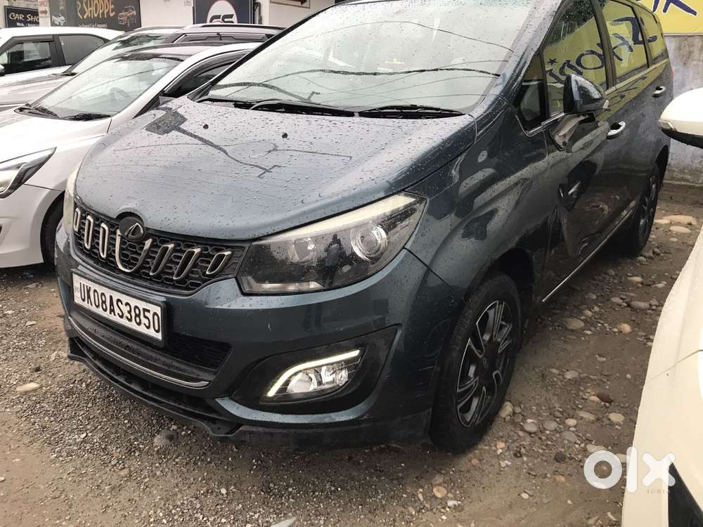 Mahindra Marazzo M8, 2018, Diesel